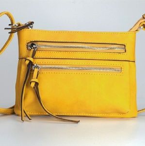 💥*1 left * Mustard Mini Crossbody